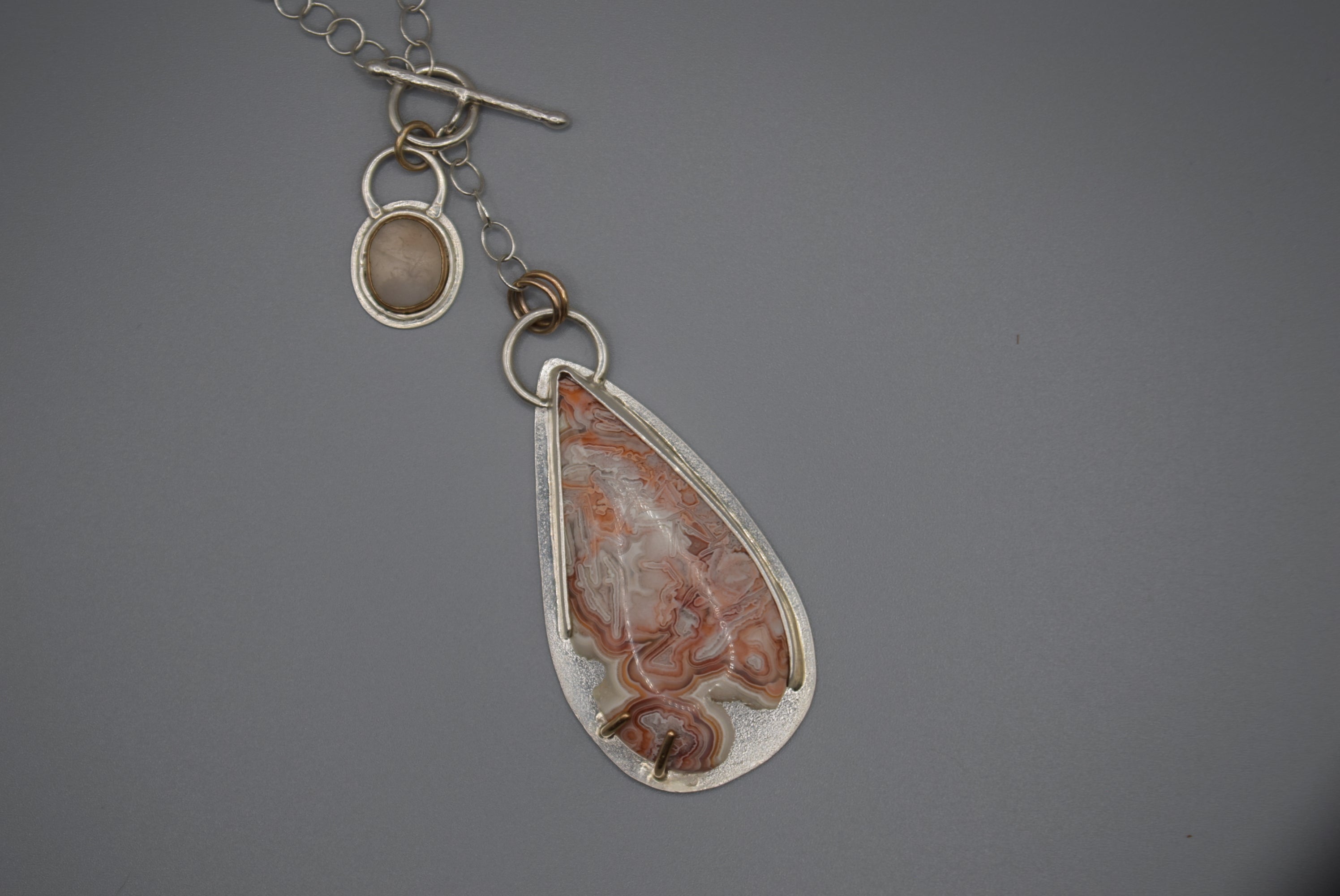 Convertible Lace Agate Druzy